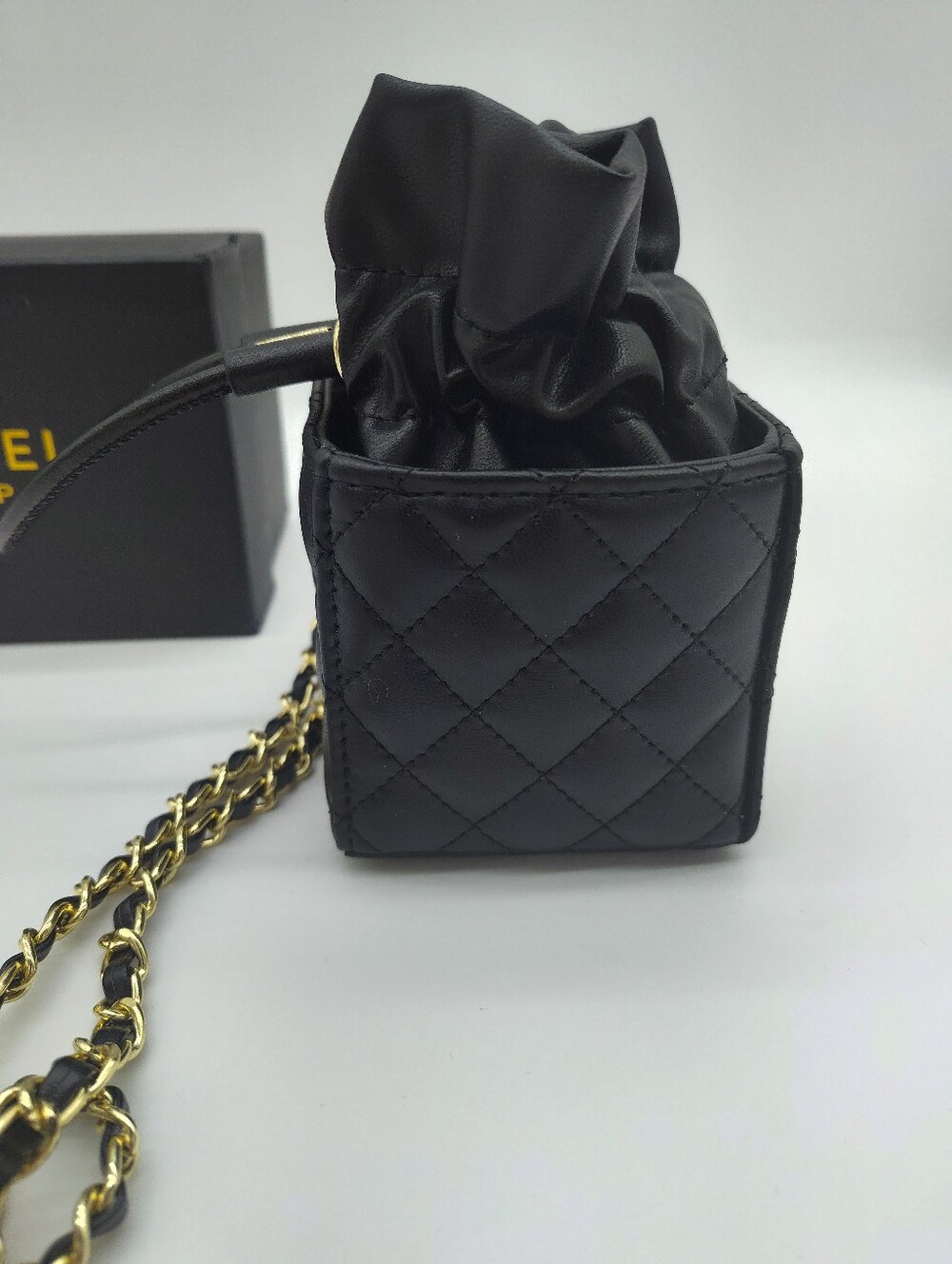 CHANEL Makeup Quilted Mini Bucket Bag Chain Strap Black Cosmetic Holder NIB GWP - Picture 5 of 10